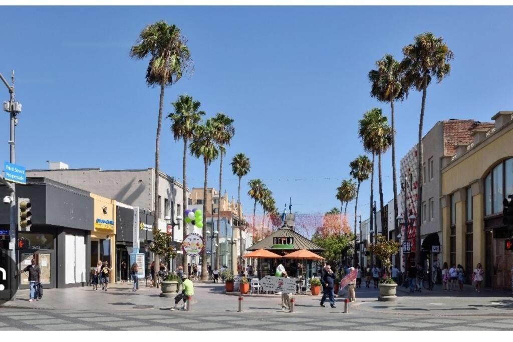 Apartment Santa Monica Pier 5 Min Walk Sleeps 5 Near Promenade