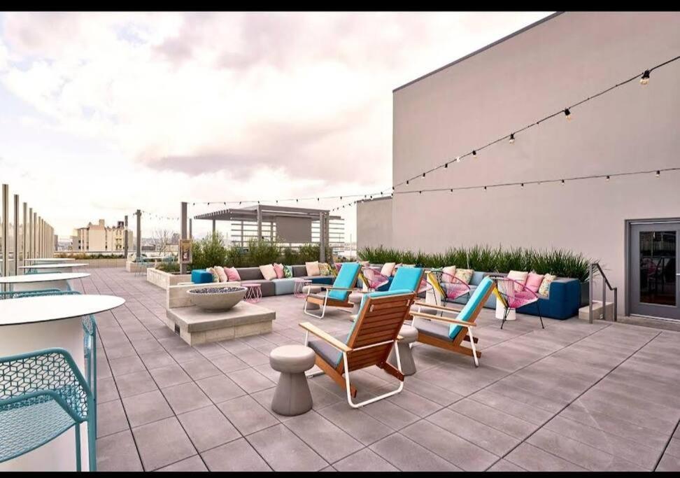 Apartment Santa Monica Pier 5 Min Walk Sleeps 5 Near Promenade *